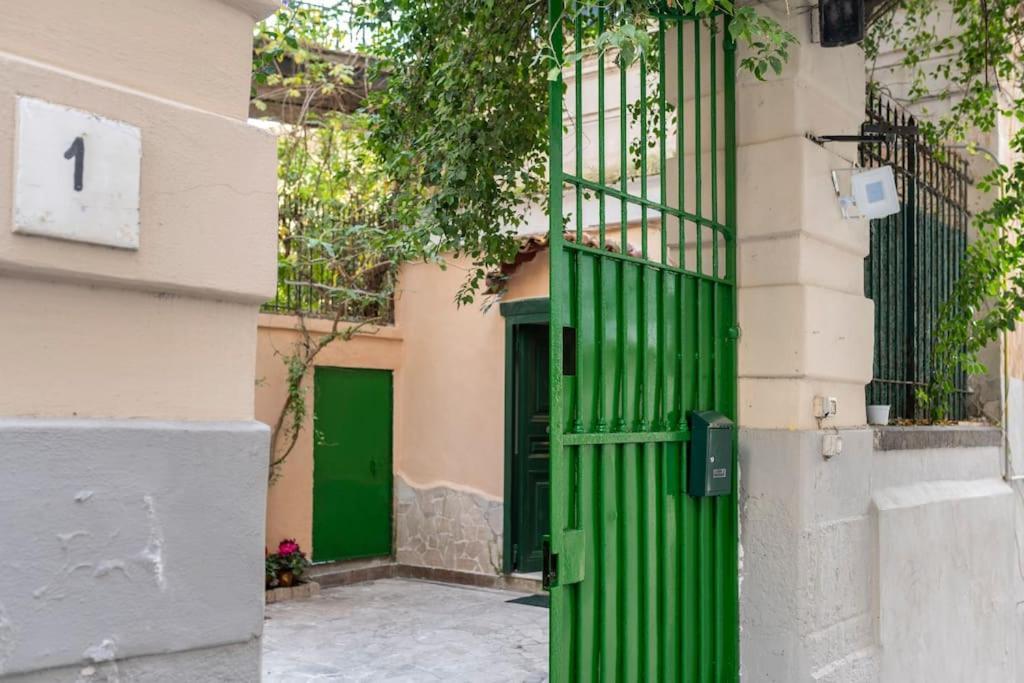 Bouganville Holiday House نابولي المظهر الخارجي الصورة